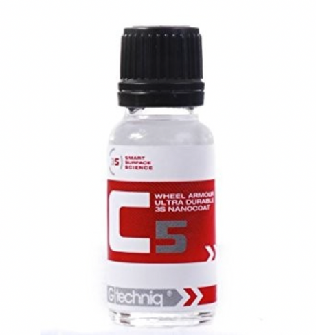 Buy Gtechniq C5 Wheel Armour 30ml. Protects rims & brake calipers with up to 2 years durability. Now available at MD Car Care. Fast Australia wide shipping.