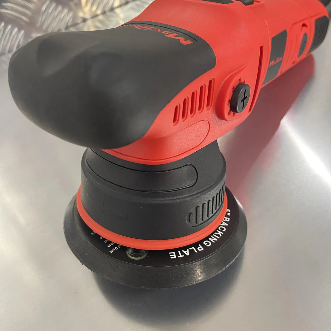 Shop Maxshine M8S V2 1000W Dual Action Polisher 5". Powerful 8mm orbit, 6-speed control & ergonomic design for swirl-free, scratch-free results. Now available at MD Car Care. Fast Australia wide shipping.