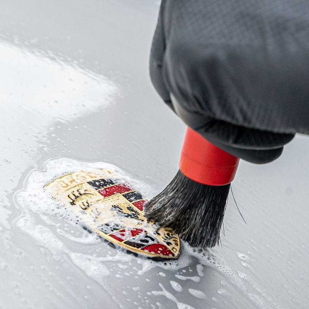 Shop Labocosmetica ENERGO 250ml. Removes water spots, limescale & acid rain stains from paint & glass. Fast, safe, gel formula. Made in Italy. Now available at MD Car Care. Fast Australia wide shipping.