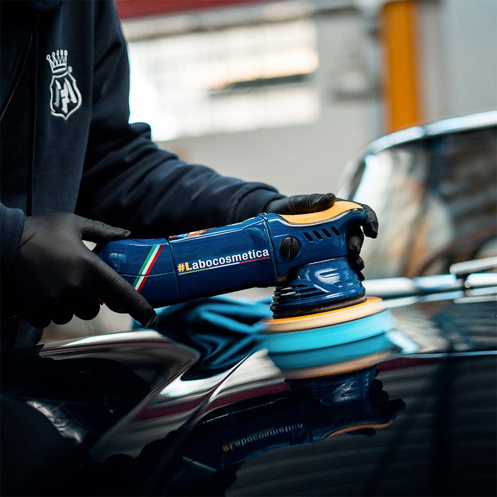 Shop Labocosmetica LEALE Medium Cut Compound 250ml/500ml. Removes swirls & sanding marks, high gloss finish, safe on all paints. Now available at MD Car Care. Fast Australia wide shipping.