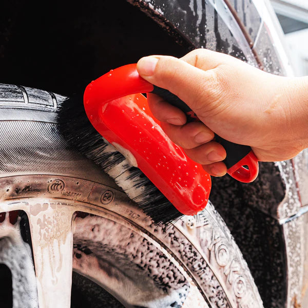 MAXSHINE TIRE AND CARPET CLEANING SCRUB BRUSH - HEAVY DUTY