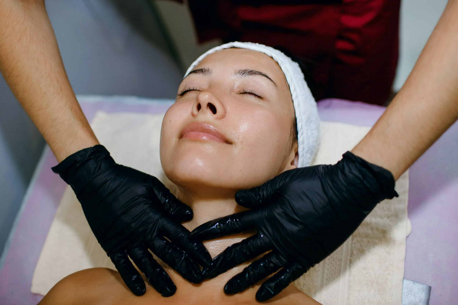 Black Duo PF Gloves. Vinyl/Nitrile Blend 100pk. Now available at MD Car Care. Fast Australia wide shipping.