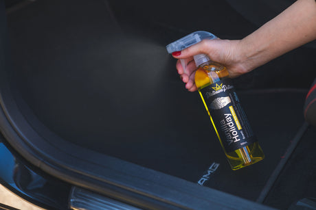 Shop Platinum Potions Vanilla Holiday Air Freshener in Australia. Sweet creamy vanilla bean scent, long-lasting odour eliminator for cars, homes & carpets. Now available at MD Car Care. Fast Australia wide shipping.