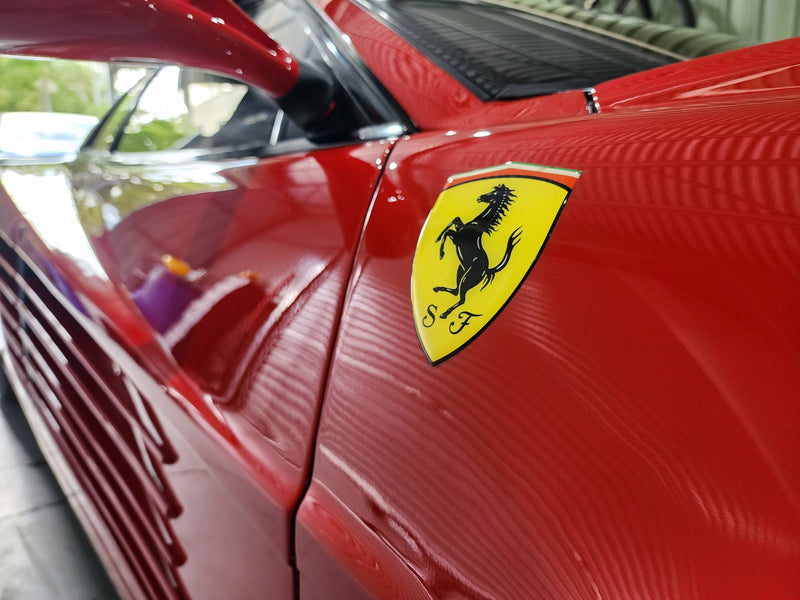 Premium ceramic coating for car paint protection with long-lasting gloss and hydrophobic finish